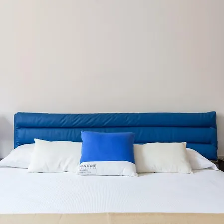 Homeathotel - Eustachi Apt Διαμέρισμα Μιλάνο