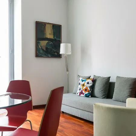Homeathotel - Eustachi Apt Μιλάνο